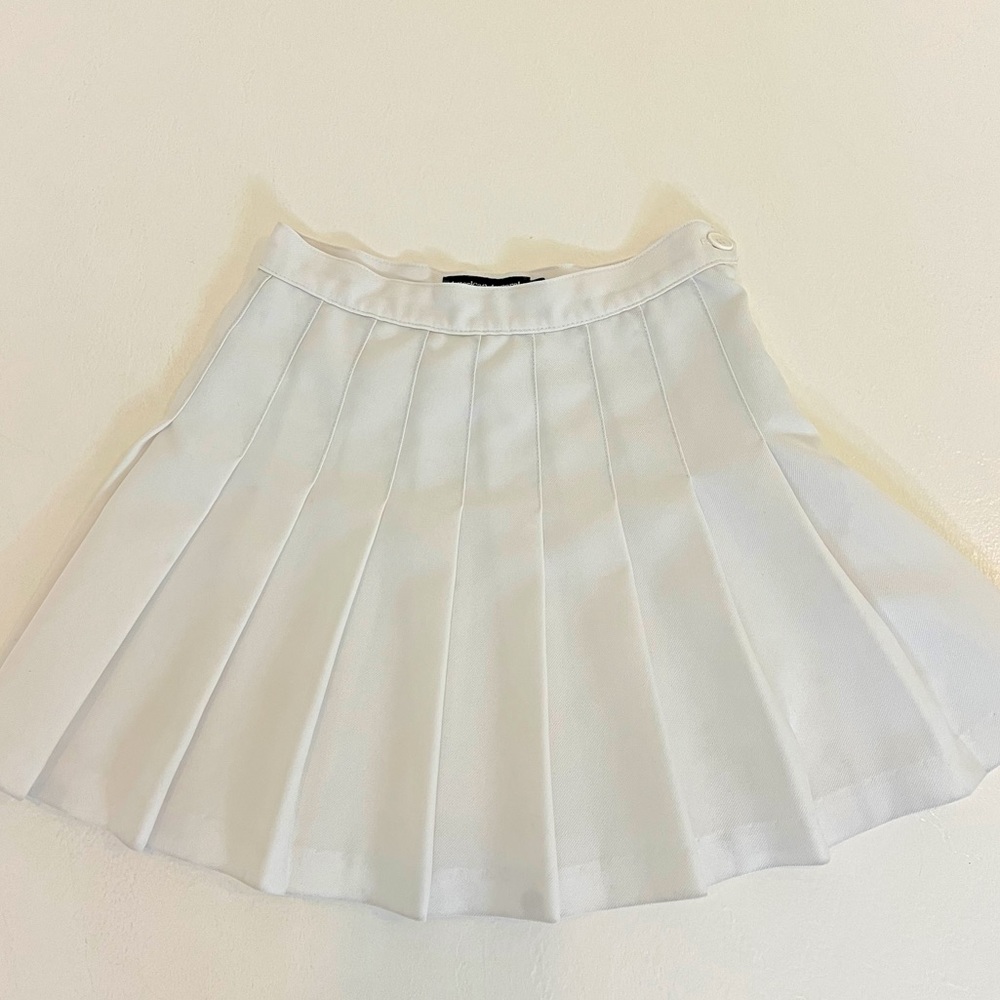 American Apparel white pleated tennis skirt
